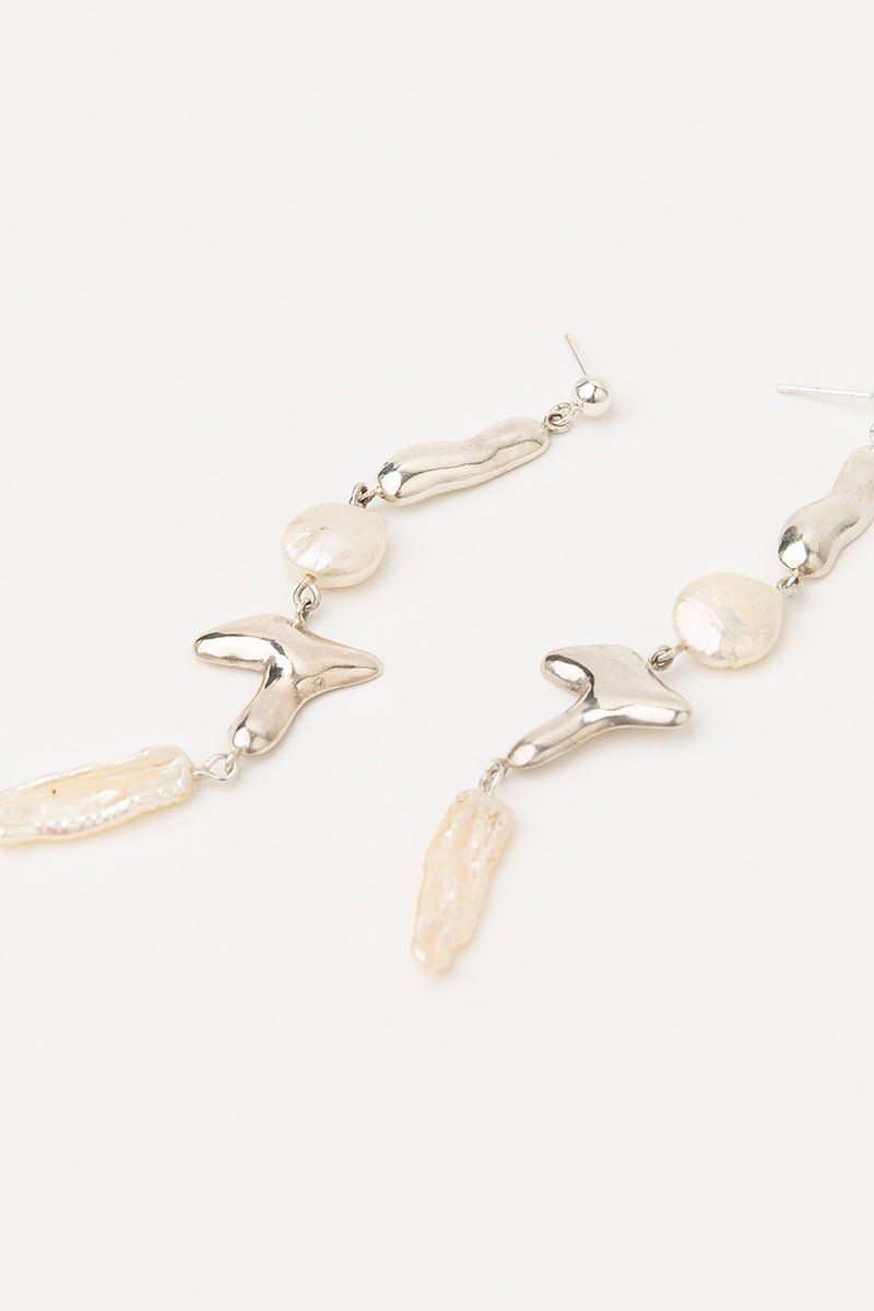 AMULETO EARRINGS SILVER