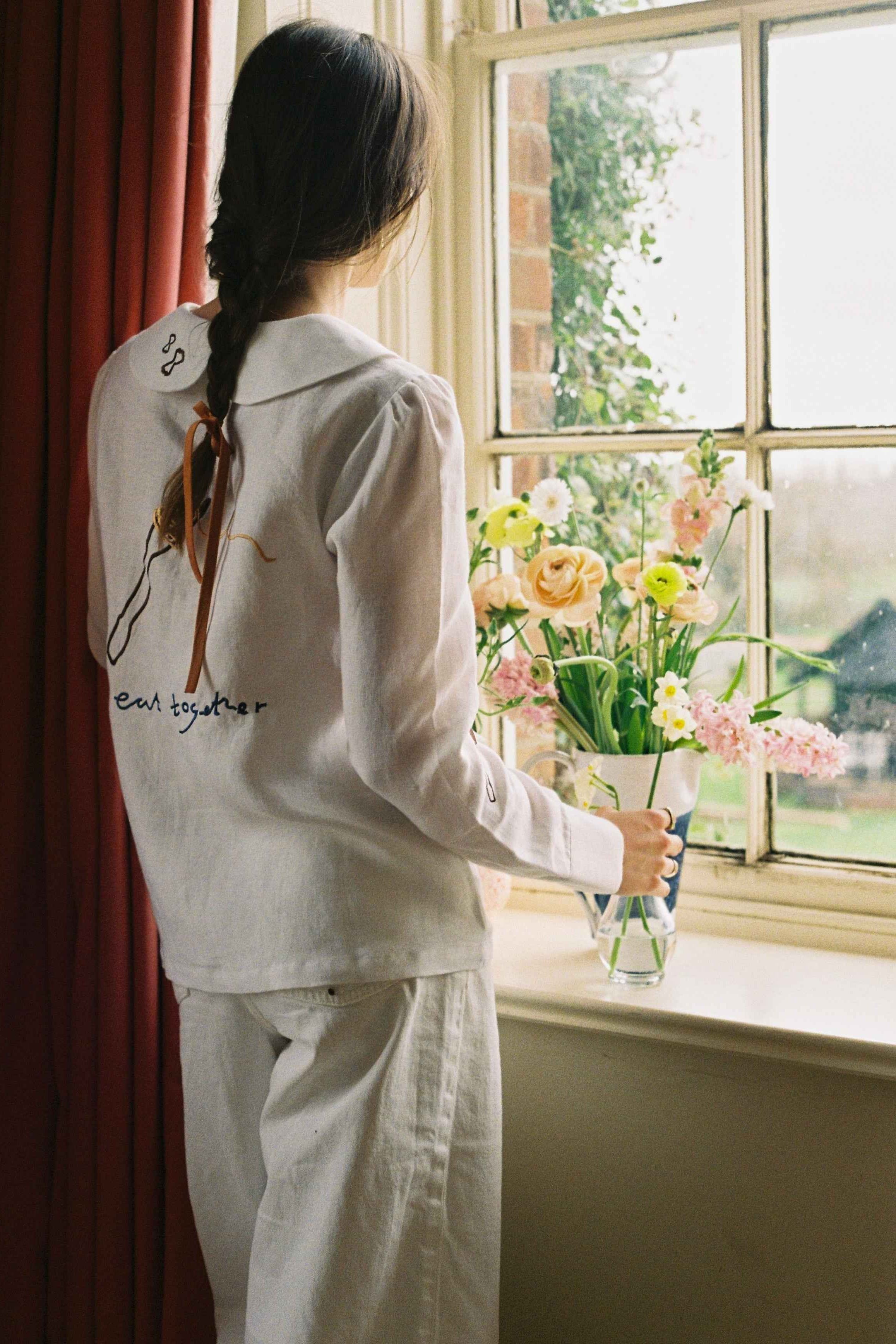 Eat Together Embroidered Claudine Linen Blouse - White x Sshepaints