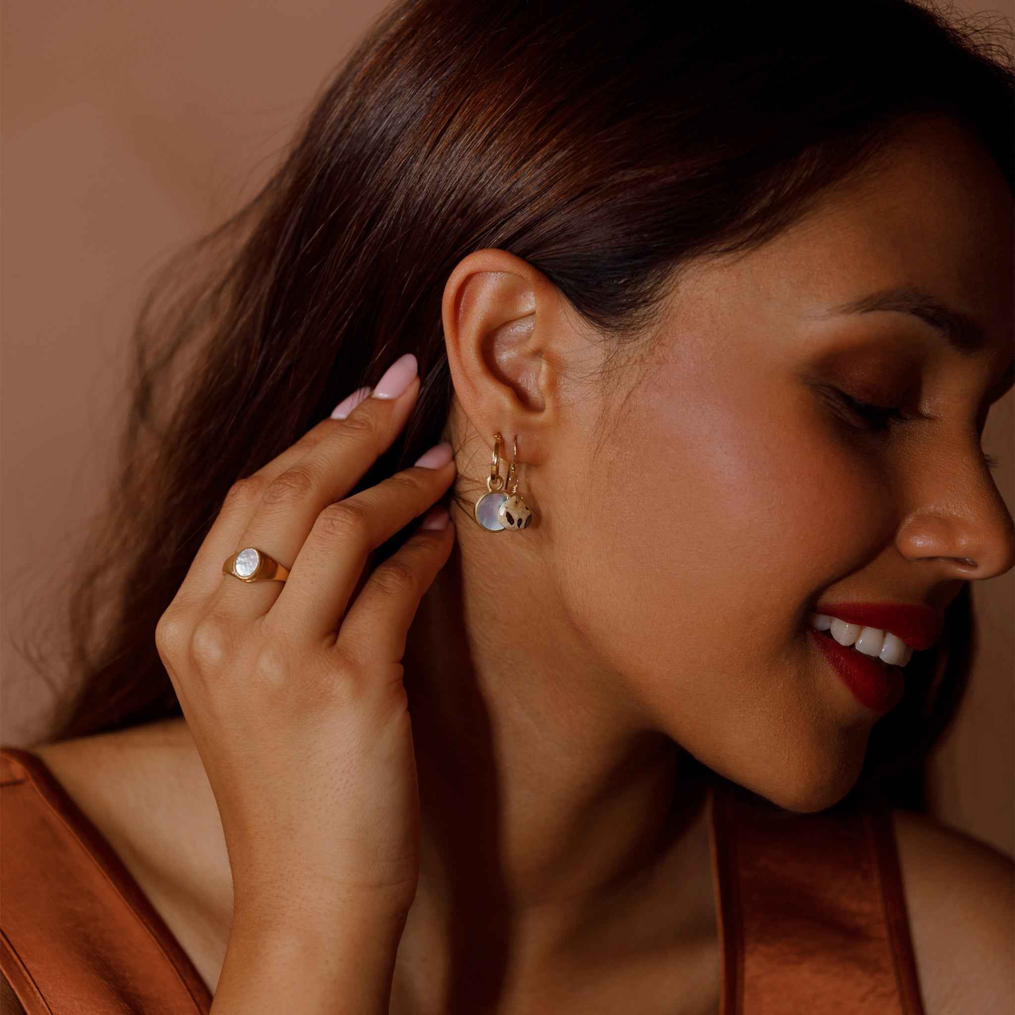 Mother of Pearl Portilla Earrings