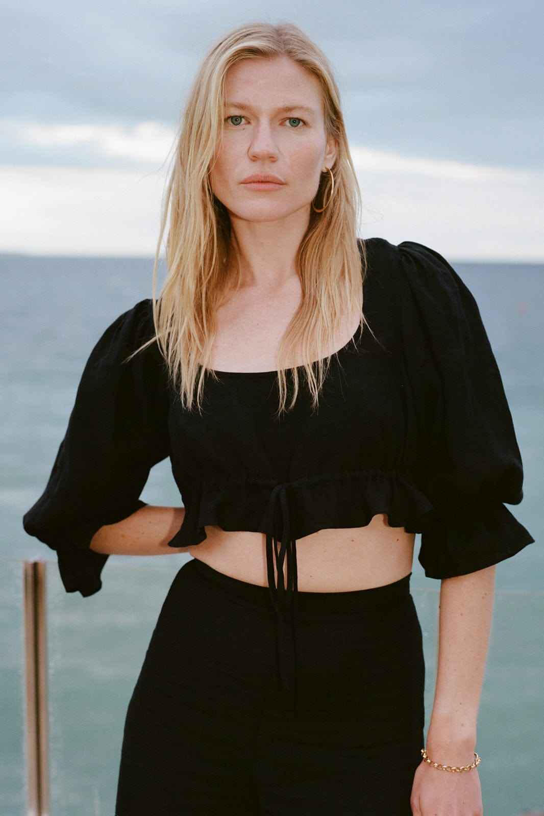 The Carla Puffed Sleeves Blouse in black