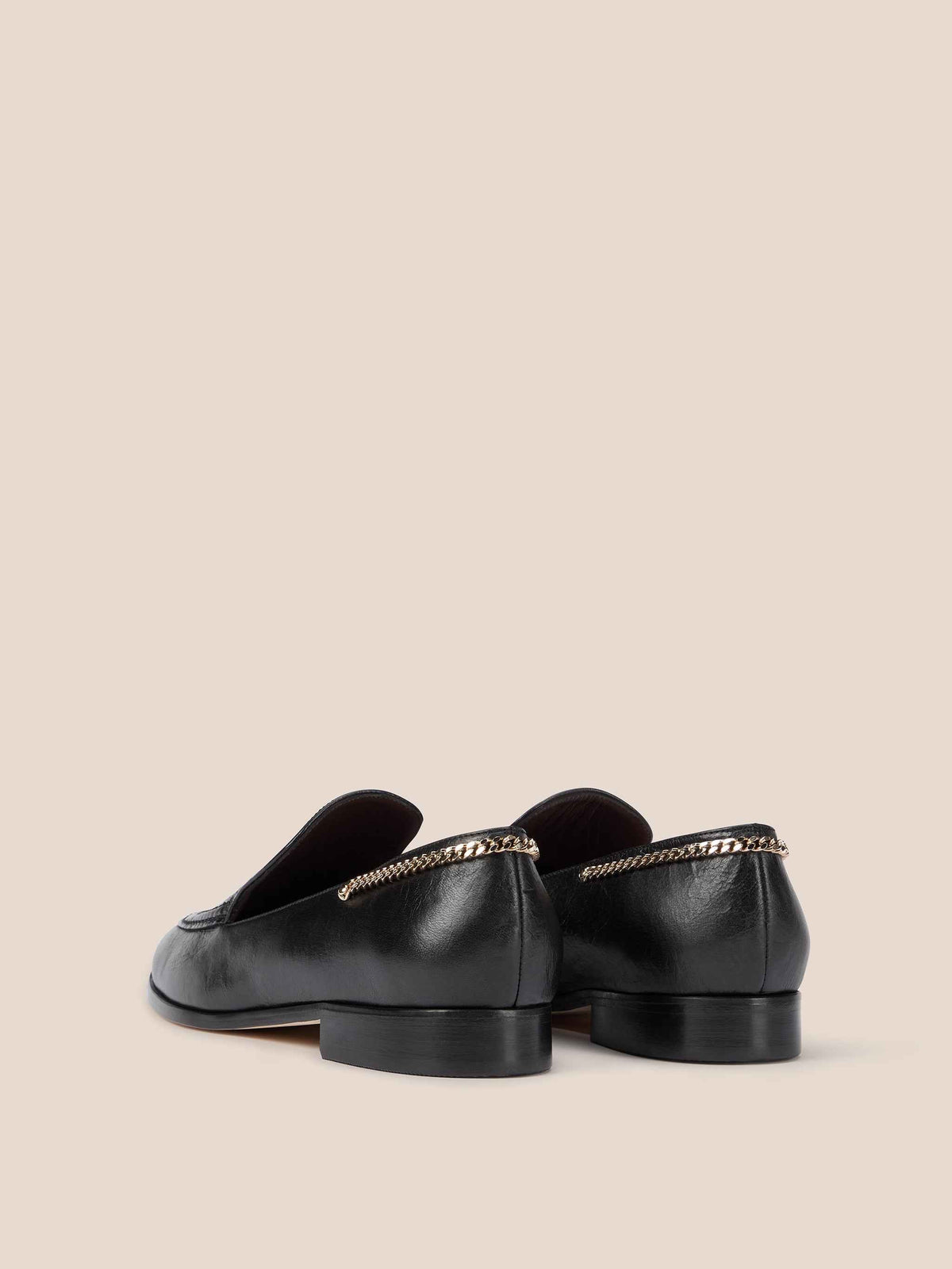 Hawthorn Black