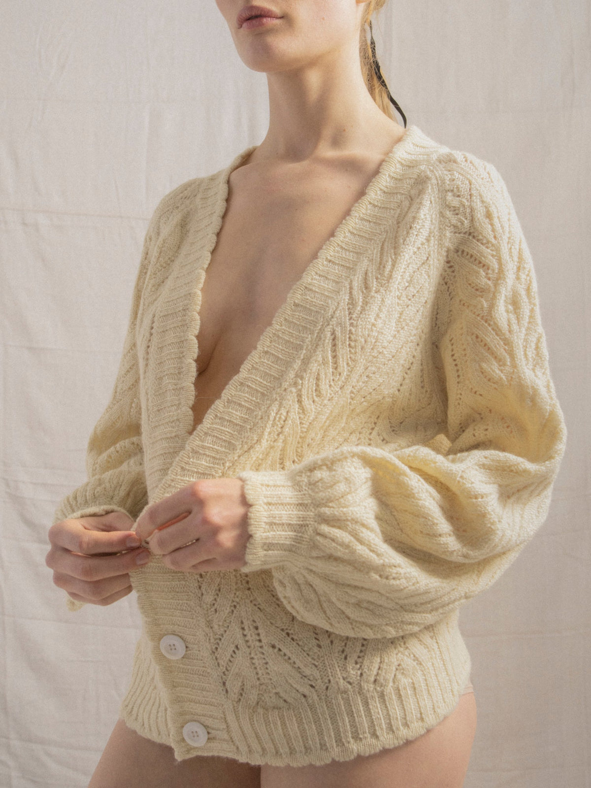 Wyre Cardigan in Ecru