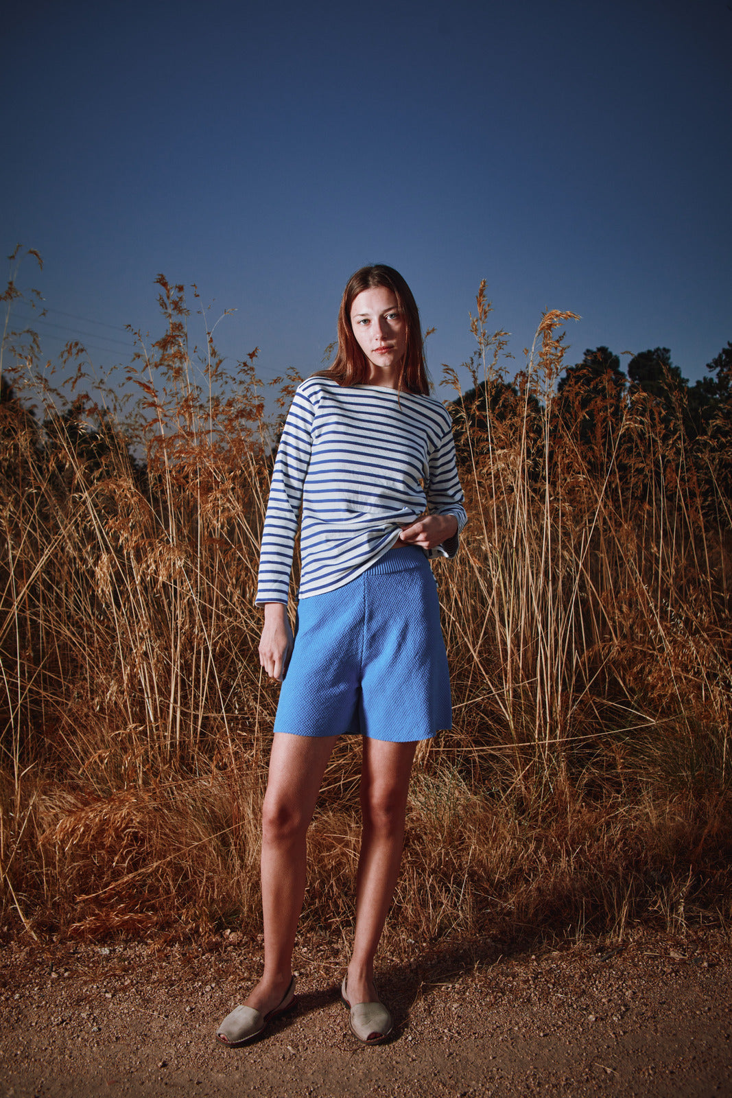 JANE Slim-Fit Shorts in Organic Cotton - Cyan Blue